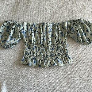 Abercrombie and Fitch Women’s Off the Shoulder Floral Blouse XS